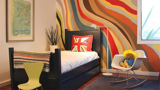 Trang trí bằng sơn tường với hiệu ứng sóng màu phóng khoáng